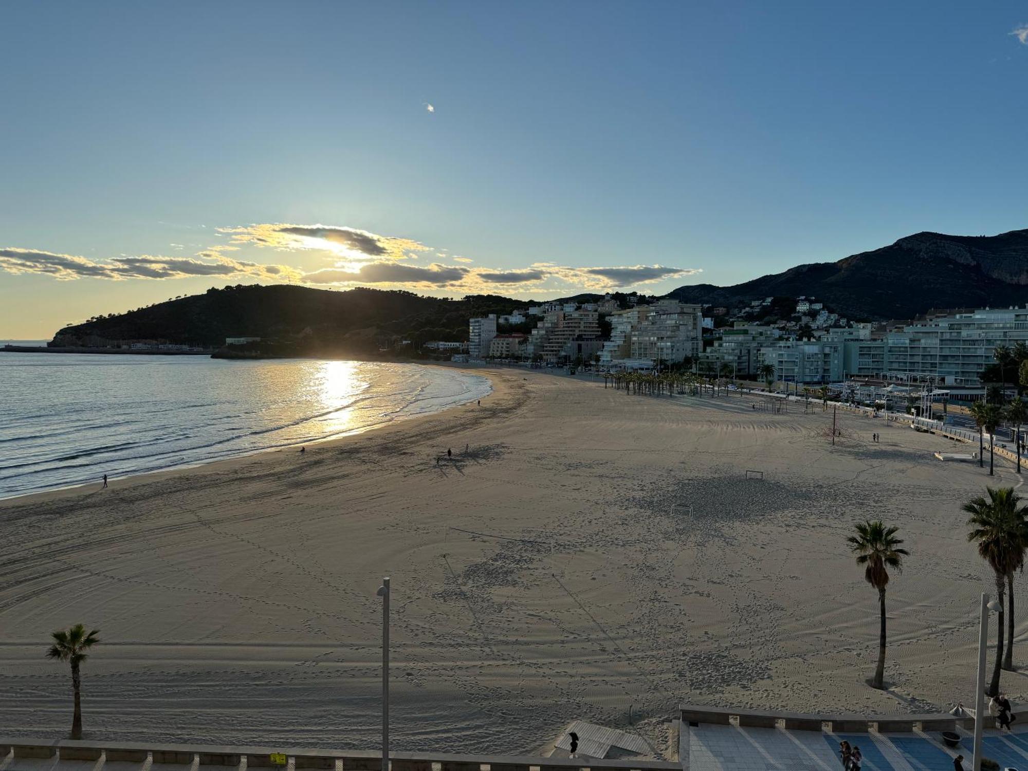 אורופסה דל מר Apartamento Con Impresionantes Vistas Al Mar מראה חיצוני תמונה